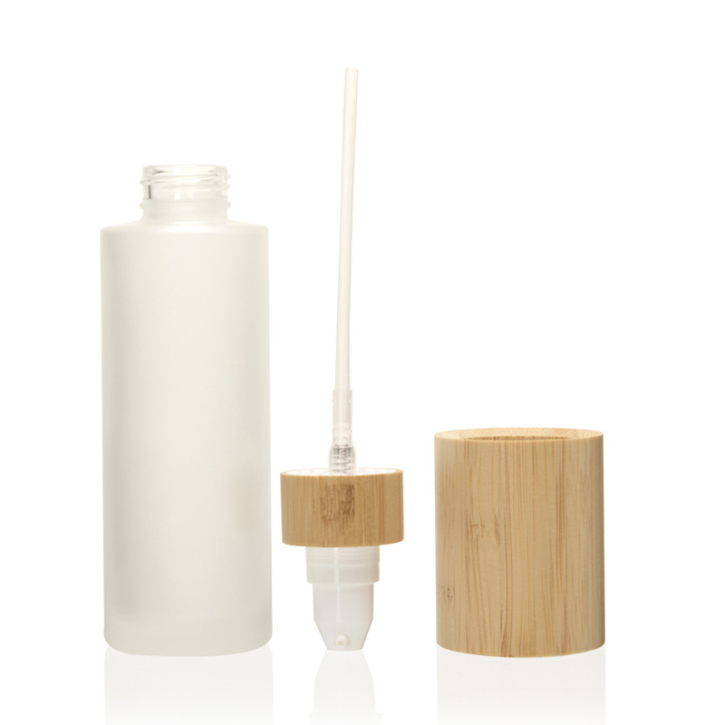 Frostet kosmetisk lotionpumpe Fin tåke og lotion glass sprayflaske med bambus trelokk Frostet kosmetisk lotionpumpe Fin tåke og lotion glass sprayflaske med bambus trelokk