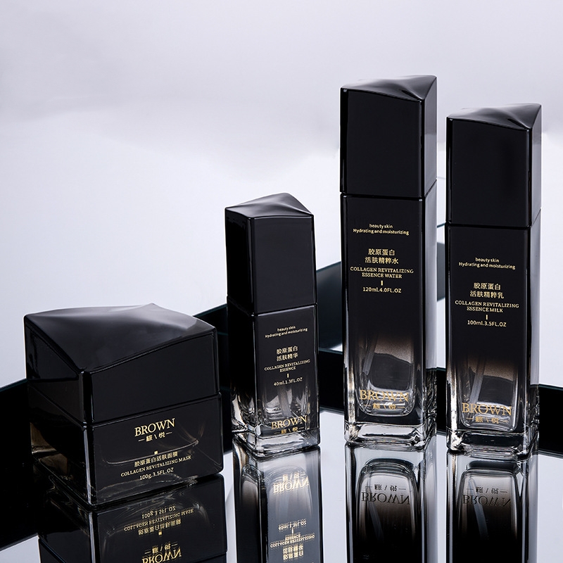 Unik firkantet glasskremkrukke med hevet lokkdesign for kosmetisk emballasje