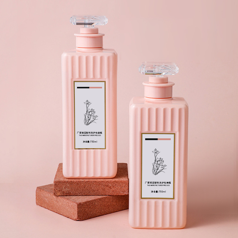 500 ml 750 ml kvadratisk plastik pet Lotion pumpeflaske med stripeform overflate for hårolje sjampo og balsam kosmetikkbeholder