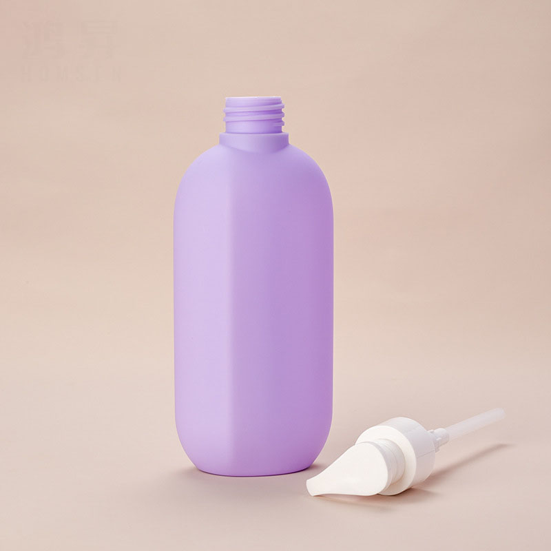 Lilla 300 ml HDPE Flat Body Lotion Plastflasker med pumpehette Dusjgelflasker Kosmetikkemballasjebeholder Lilla 300 ml HDPE Flat Body Lotion Plastflasker med pumpehette Dusjgelflasker Kosmetikkemballasjebeholder