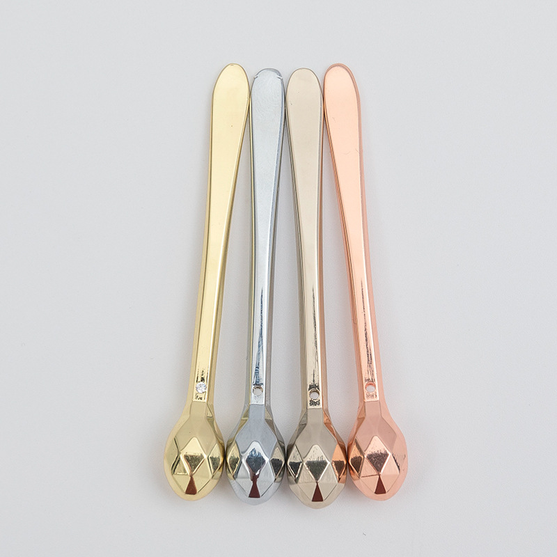 Unik diamantskåret design av øyekrempinner i sinklegering Unik diamantskåret design av øyekrempinner i sinklegering